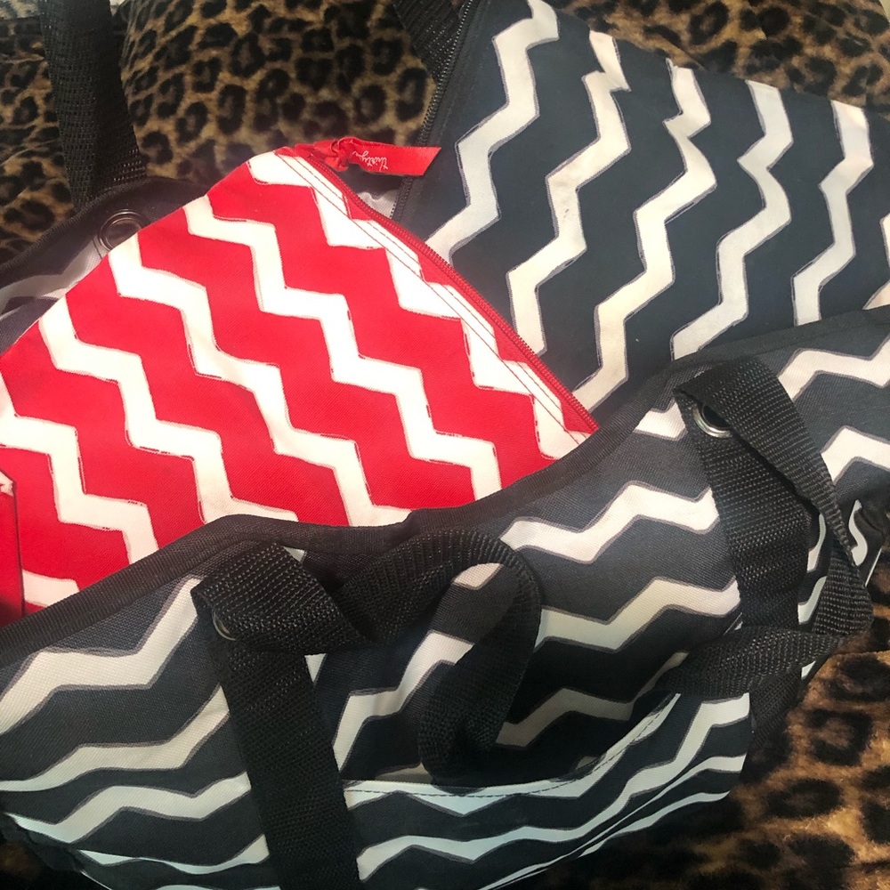 Thirty One bag along with two zipper pouch’s. Chevron print..